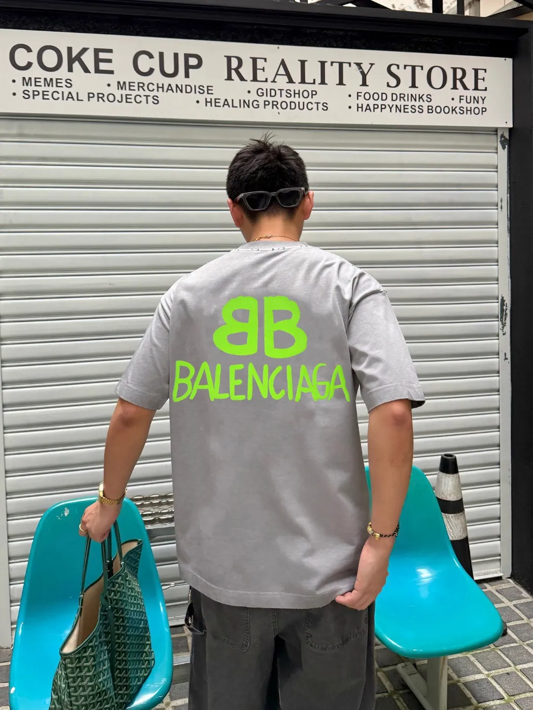 P90✨🔥 [balenciaga] 2026FW Paris luminous foam letter short-sleeved T-shirt Premium 26s double yarn 300g fabric, washed with water spray, aged and frayed, color: washed brown, washed Purple, washed Gray Size: S M L XL 2XL